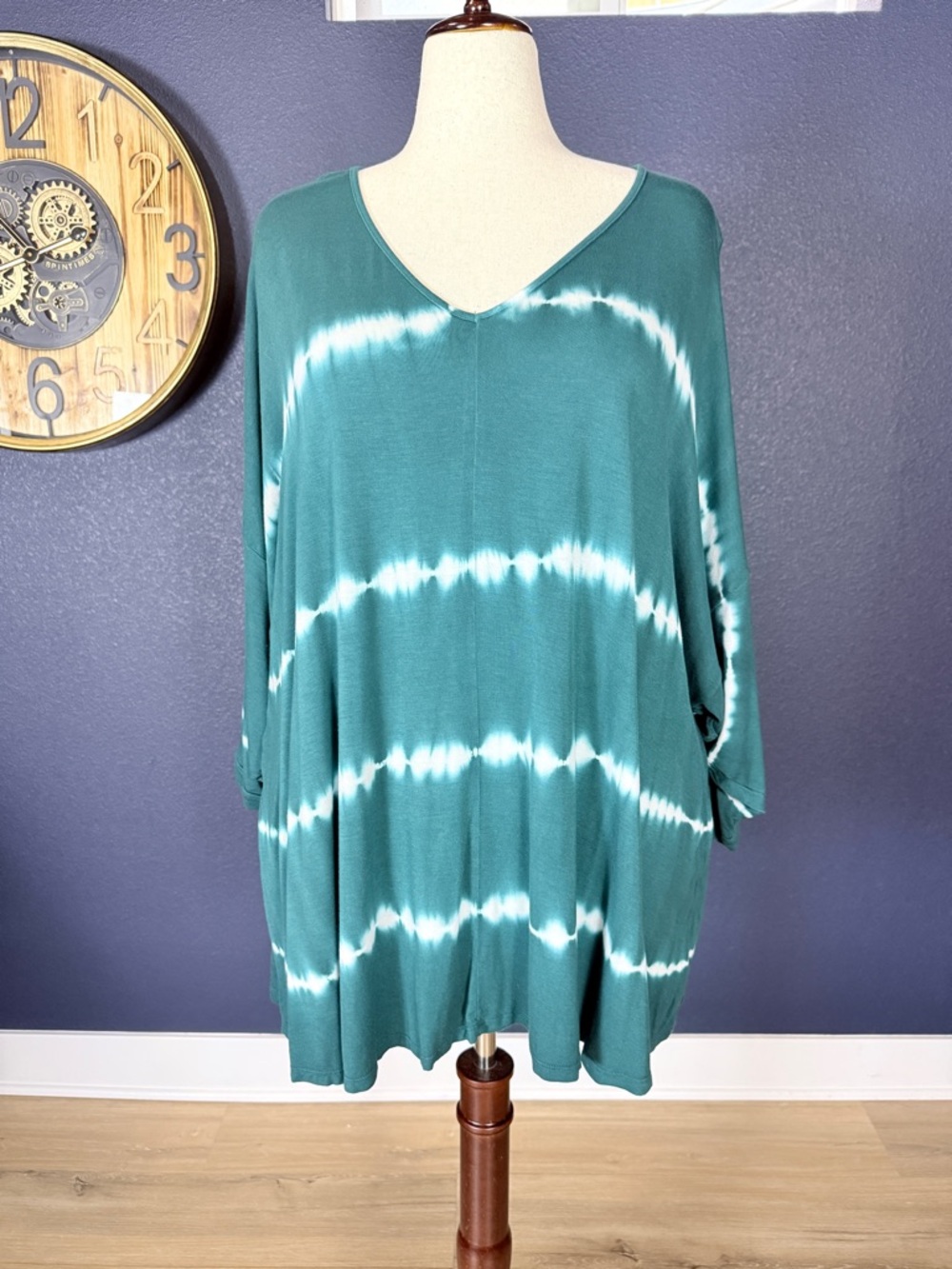 Lane Bryant Tie Dye Teal White Cut-Out Sleeve V-Neck Top | Size 22/24